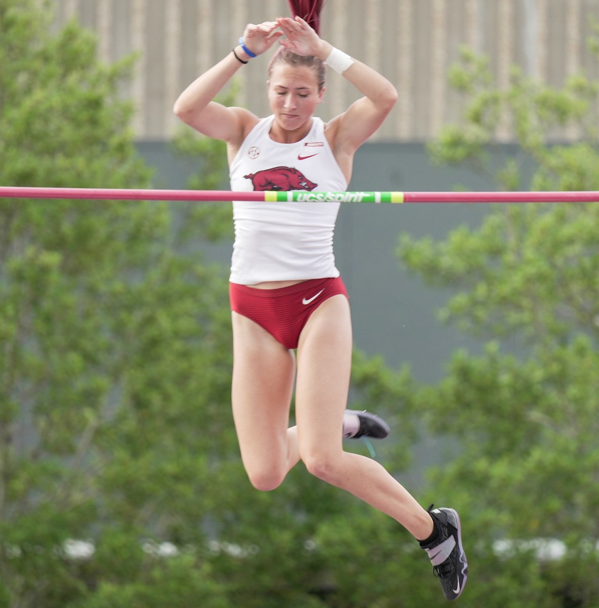RazorbackTFXC's tweet photo. 2023 SEC Outdoor

Women's Pole Vault

25 Razorback points

1) 14-3.25 (4.35) Amanda Fassold [defends title]

3) 14-3.25 (4.35) Mackenzie Hayward [PR, No. 10 UA]

4) 13-9.25 (4.20) Marin Chamberlin [PR]

5) 13-9.25 (4.20) Kaitlyn Banas https://t.co/1lOHvnUYnf