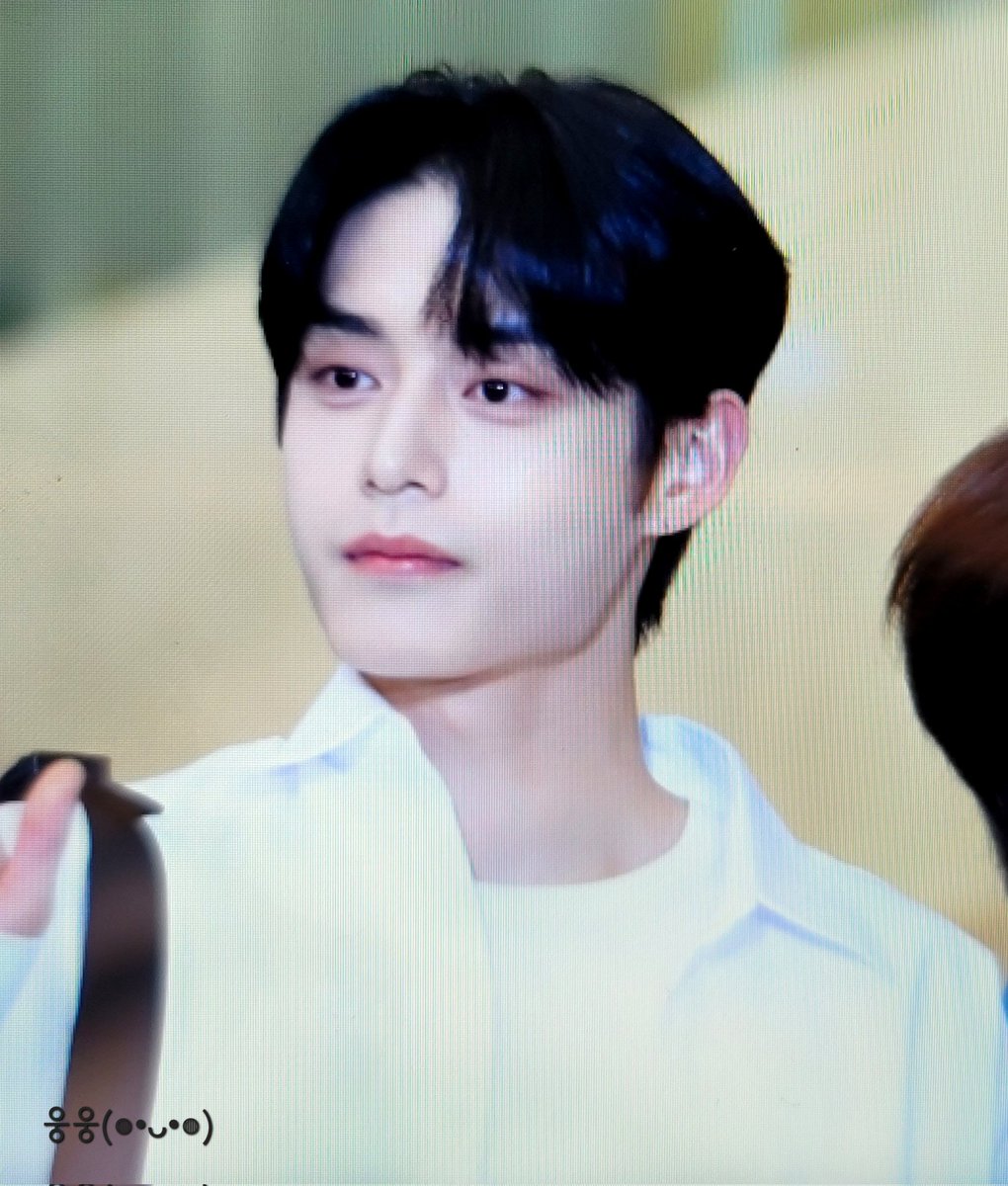 230513 김포출국
 #김지웅 #제로베이스원 #ZB1
