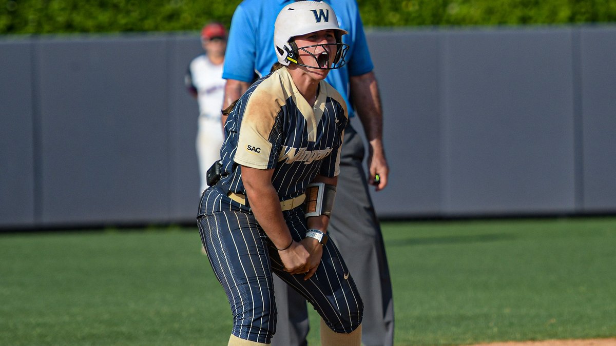 WU_Bulldogs's tweet image. Hannah Reeves tied it with 2 outs in the 7th; Heaven Maness won it with a walk-off in the 9th!

Cutcher struck out 14 in 14 innings on the day!

#17 @WingateSoftball onto day 3 of the regionals Saturday!

See you at noon!

Recap | bit.ly/3LYf8uY

#OneDog