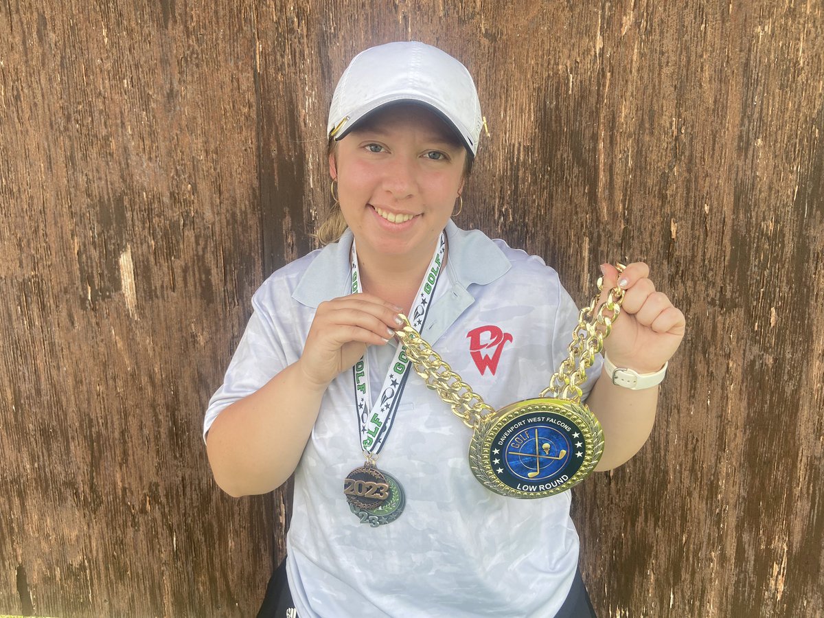 Congratulations to Clare Lotspeich.  She finished 4th overall and was the West team low round at the Varsity City Meet today at Emies Golf Course.