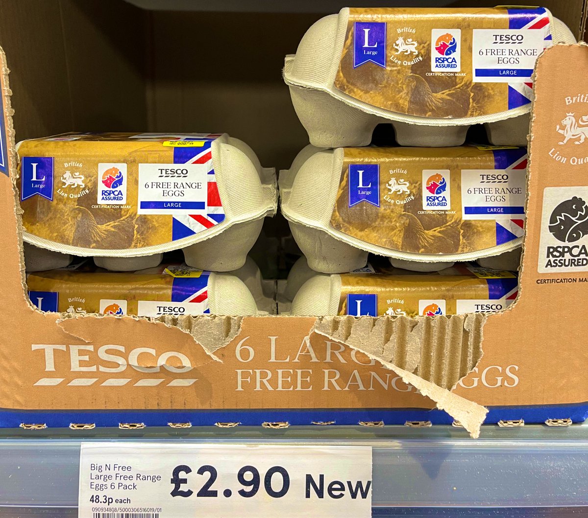 LDNYoko_L's tweet photo. 卵1個もうすぐ100円になりそう。

in London https://t.co/GtGYKAWS4N