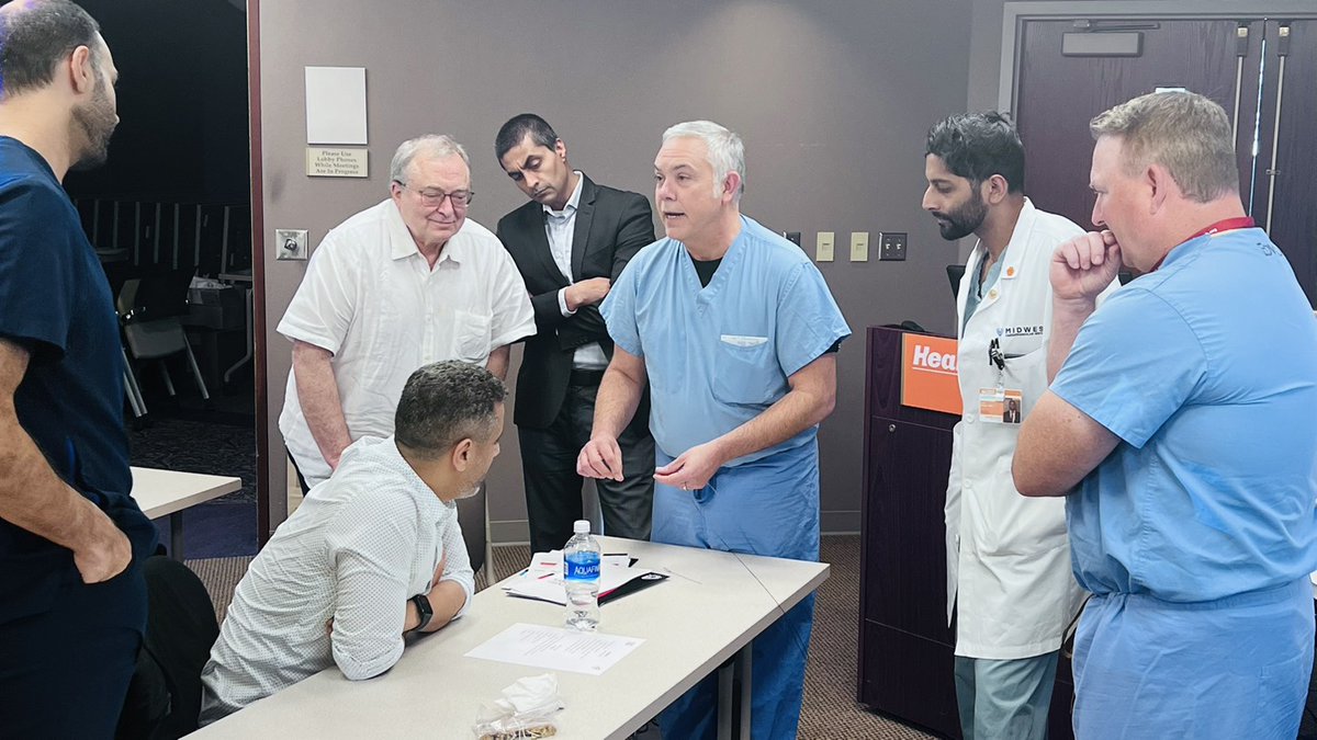 Yesterday's Edward CTO Pathfinder event was amazing!

Thank you attendees &amp; our special live case operators, Drs Amin, Goodwin, &amp; DeMartini (shown here teaching a reverse wire technique w/our SASUKE &amp; SION Black wire) from <a href="/MidwestCardio/">Midwest Cardiovascular Institute</a> 

#RampartIC #ShockwaveMedical #Shimadzu
