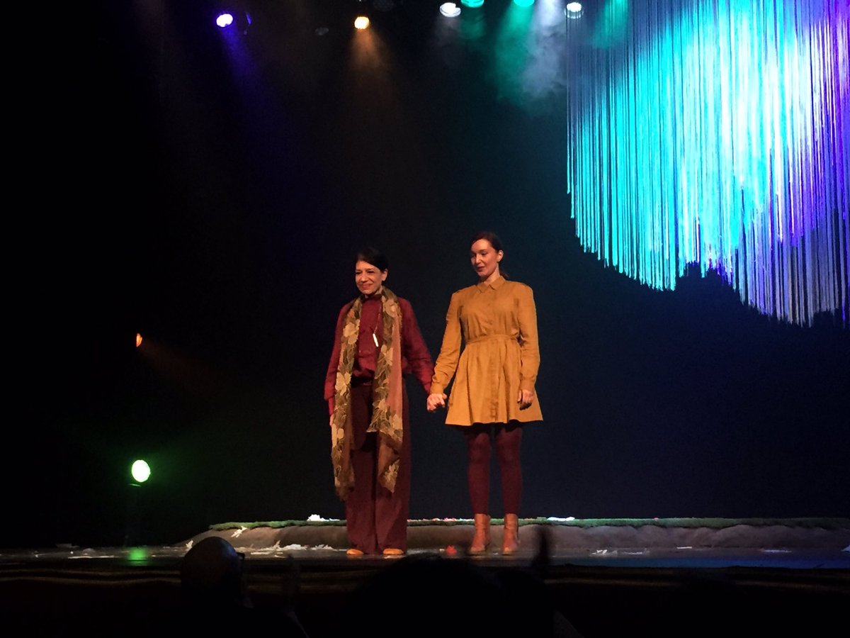 Patricia (@patriciamrno) on Twitter photo El escenario del <a href="/Teatro_Infanta/">Teatro Infanta Isabel</a> se llena de poesía cuando se representa Aquellas migas de pan, un texto bello y conmovedor con dos interpretaciones que llegan directamente corazón. El escenario del <a href="/Teatro_Infanta/">Teatro Infanta Isabel</a> se llena de poesía cuando se representa Aquellas migas de pan, un texto bello y conmovedor con dos interpretaciones que llegan directamente corazón.