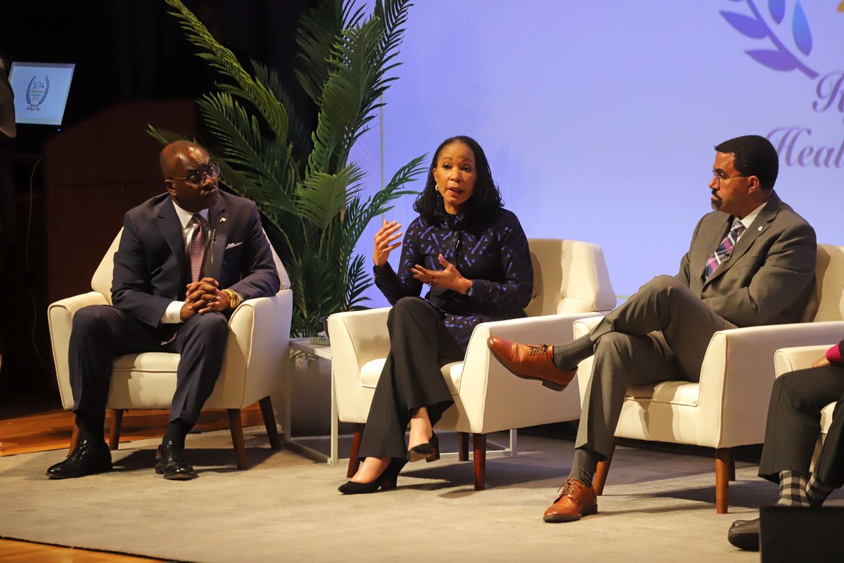 CareCinq's tweet image. Thank you to everyone who joined us for the Beyond Hate panel featuring Dr. Ibram X. Kendi, The Most Reverend Michael Curry, Dr. Helene Gayle, John B. King Jr., and Mayor Byron W. Brown at Roswell Park Comprehensive Cancer Center. Let's keep the conversation going! #BeyondHate
