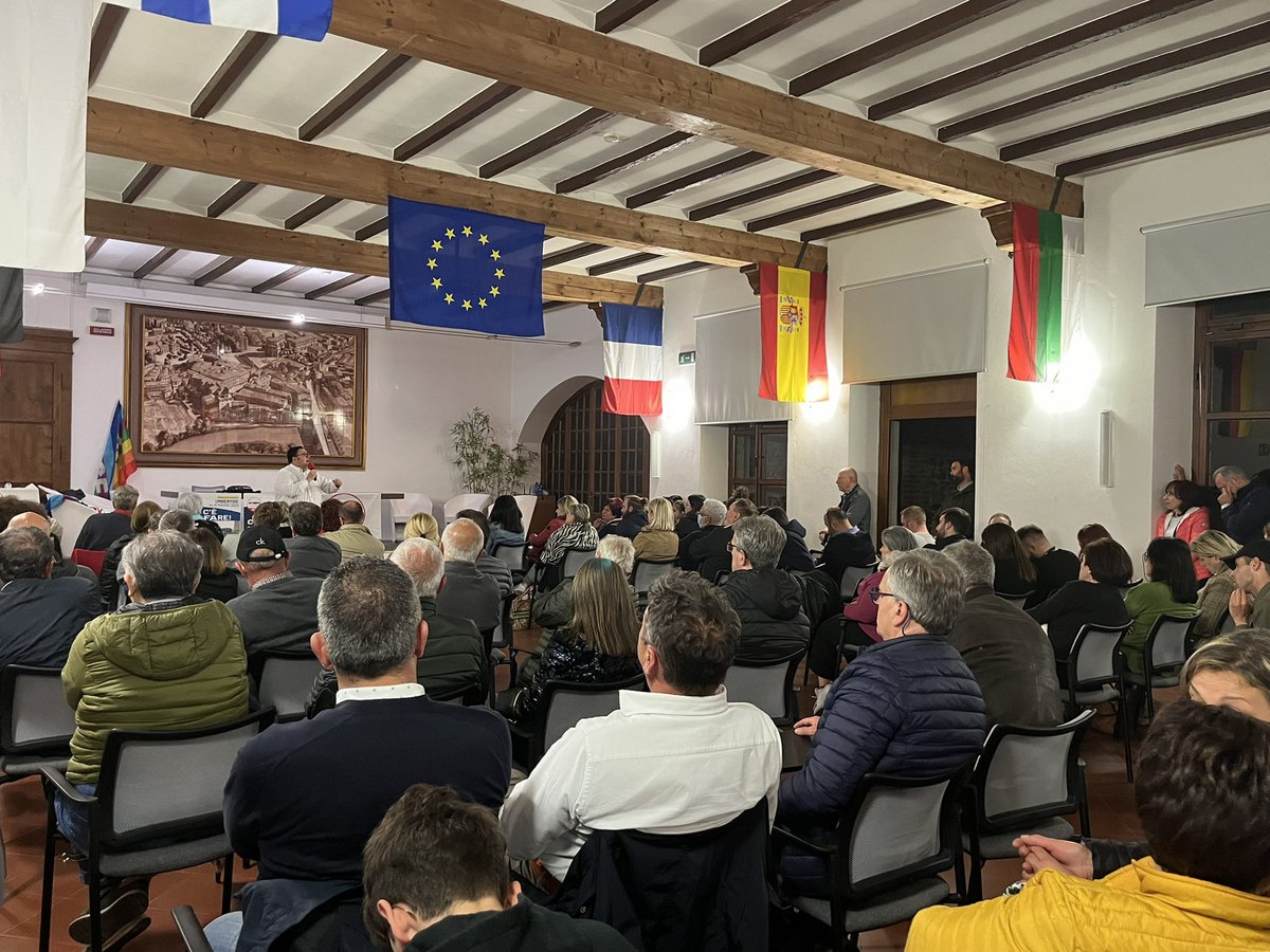 Umbertide 5 stelle 🤩
Giampaolo Conti candidato sindaco M5S