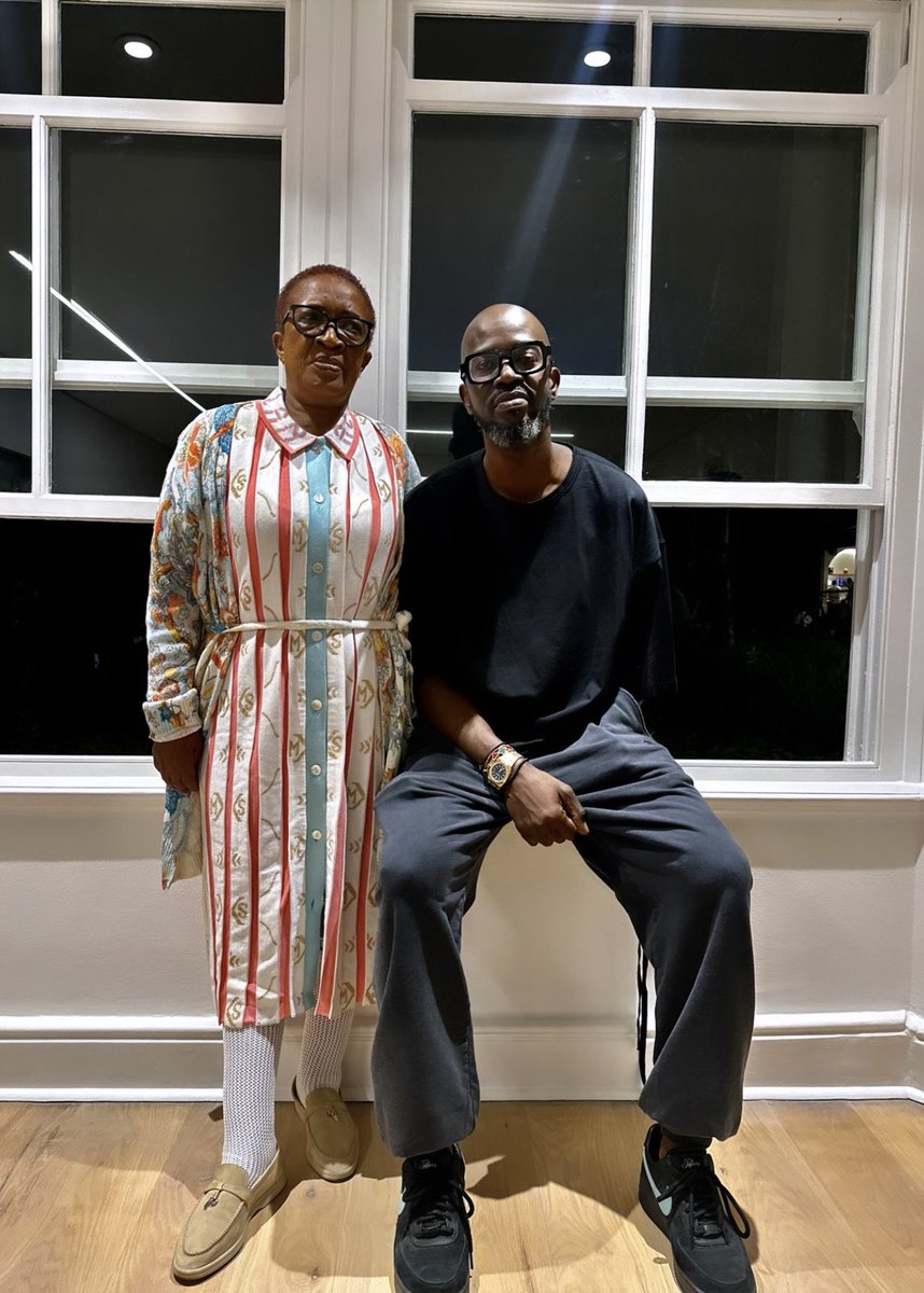 RealBlackCoffee's tweet photo. Mama 's boy 🤞🏿 https://t.co/FzXKoW5eSz
