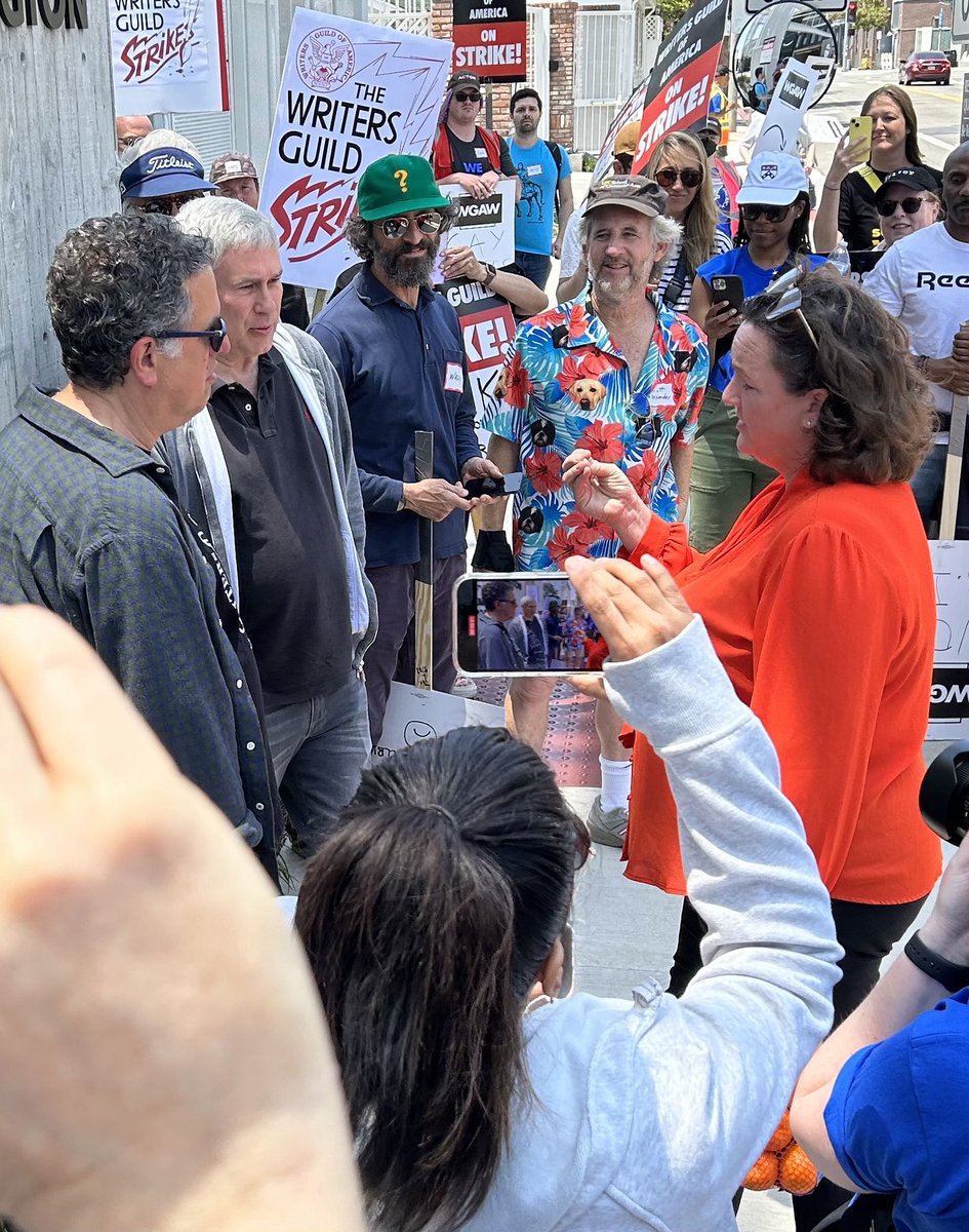 .⁦<a href="/katieporteroc/">Katie Porter Archived Handle</a>⁩ meets with WGA Negotiating Committee cochairs ⁦<a href="/DavidAGoodman/">David A. Goodman</a>⁩ and Chris Keyser at today’s ⁦<a href="/amazon/">Amazon</a>⁩ picket in Culver City #WGAstrong #1u #WGASTRIKE