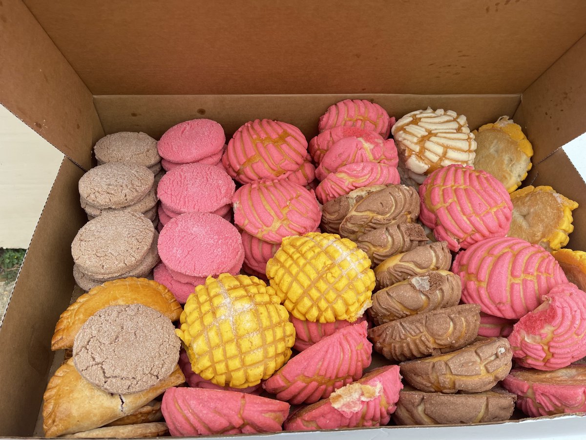 We celebrated the final day of Teacher Appreciation Week with a Taquiza! Thank you, PTO!😍🌮