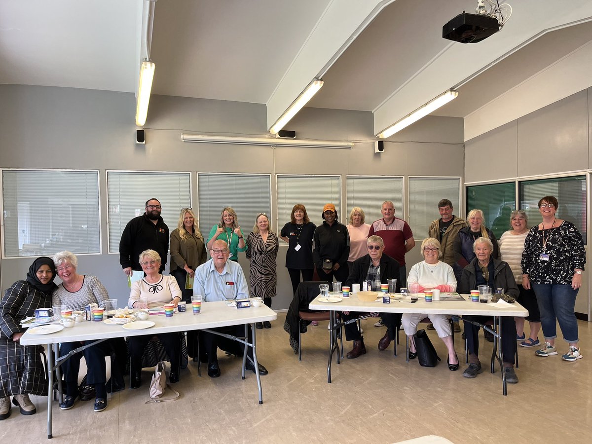 WesthoughtonPCN's tweet photo. Our Social Prescribers had the pleasure of supporting a group of Westhoughton residents to learn how to cook healthily and in a cost effective way with an Air Fryer course! Thank you to everyone who participated ๐ค๐ฅฐ๐๐ฝ #OnwardHomes #Weshoughton #LiveWellForLess https://t.co/vg34oPkH8e