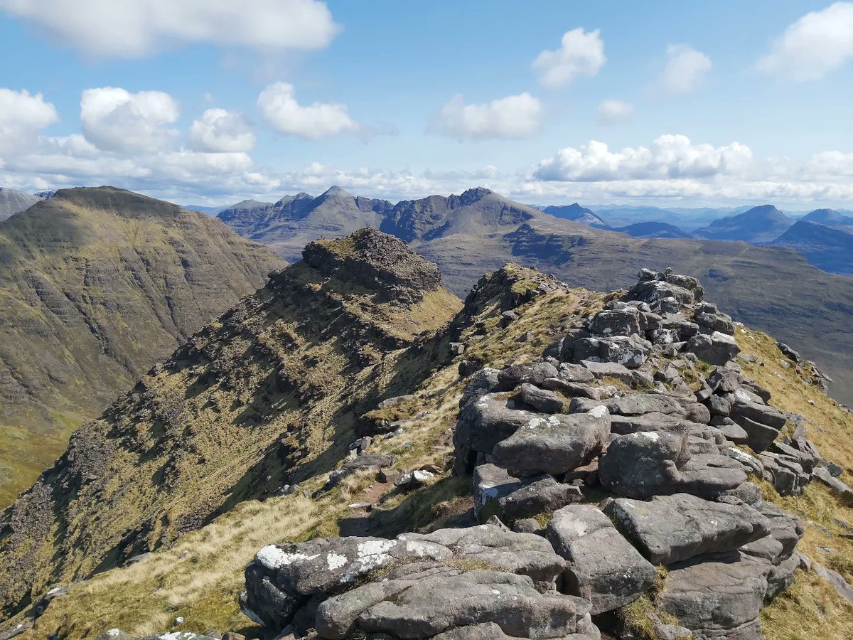 GaryTarmachan's tweet photo. Boring sunshine and clear views in Torridon again today..Today's star, Beinn Alligin.
#mountains #walking #Scotland #weather #hillwalking #warmsun https://t.co/GXfApwjHIP