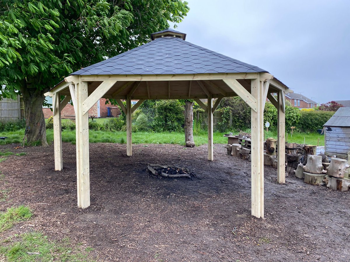 PrecisionTimber's tweet photo. A before and after of @CastleHill_Ips @CHForestschool new 6m x 6m Forest Fire Pit Shelter. What a transformation! 🥰 Thanks for purchasing and for accommodating us today. It’s been a pleasure and we hope the children and staff love it! Cannot wait to see pics of you using it 🥰 https://t.co/f5imCCIpQz