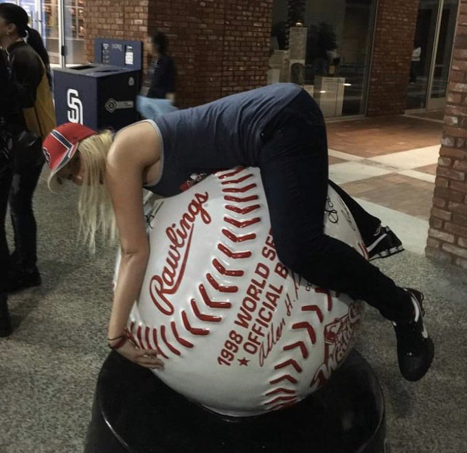 Flash back Friday&hellip; I didn&rsquo;t get a ball at the game so I claimed this one 😂⚾️ https://t.co/4mdE0qsR5h