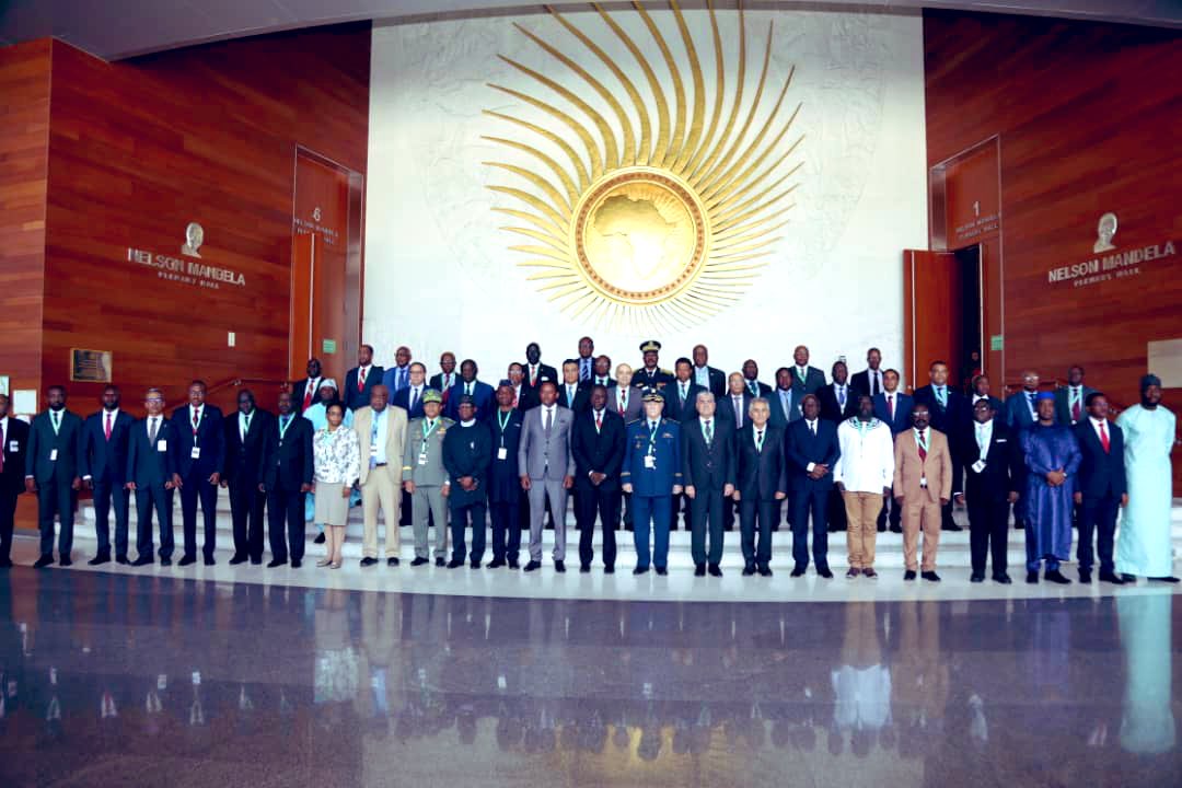 AUC_PAPS's tweet photo. 1/2. General Youssoufa Mouamed Ali,Minister of Defence of the Union of #Comoros & Chair of the 15th #STCDSS,congratulated the African Chiefs of Defense Staff & Heads of Safety & Security Services #ACDSS for their comprehensive report which formed the basis for their deliberations https://t.co/bGBPz17paQ
