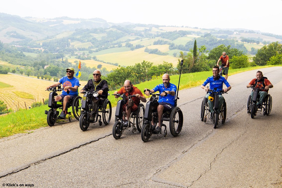 TurismoItaliaNw's tweet photo. Klick’s on ways attraversa il Veneto: 8 viaggiatori diversamente abili lungo diversi Cammini della regione
Leggi la notizia https://t.co/QymFiTbad5
#veneto #klicksonways #camminiditalia #camminodisantiago #turismo #freewheels #negrar #valpolicella #turismoitalianews https://t.co/V8DwZJ3Vah