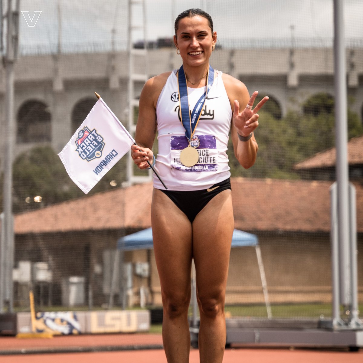 vandyxctrack's tweet photo. BEATRICE 👏 JUSKEVICIUTE 👏

SEC Outdoor Track &amp; Field Championships Women’s Heptathlon Champion ✅

#AnchorDown https://t.co/osIMCf7ZV3
