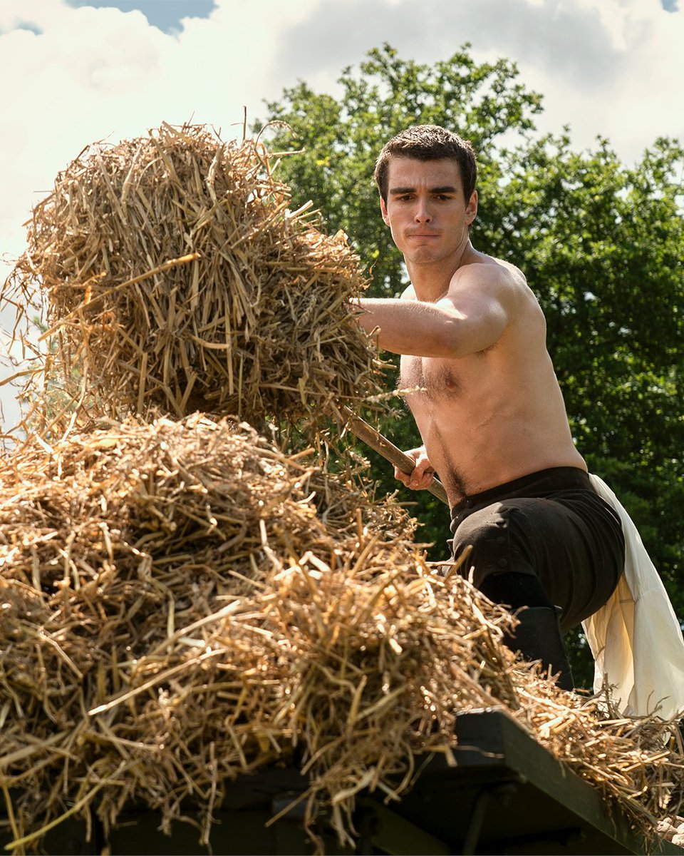 NetflixFR's tweet photo. Bon week-end. https://t.co/oaG7BVOd8m