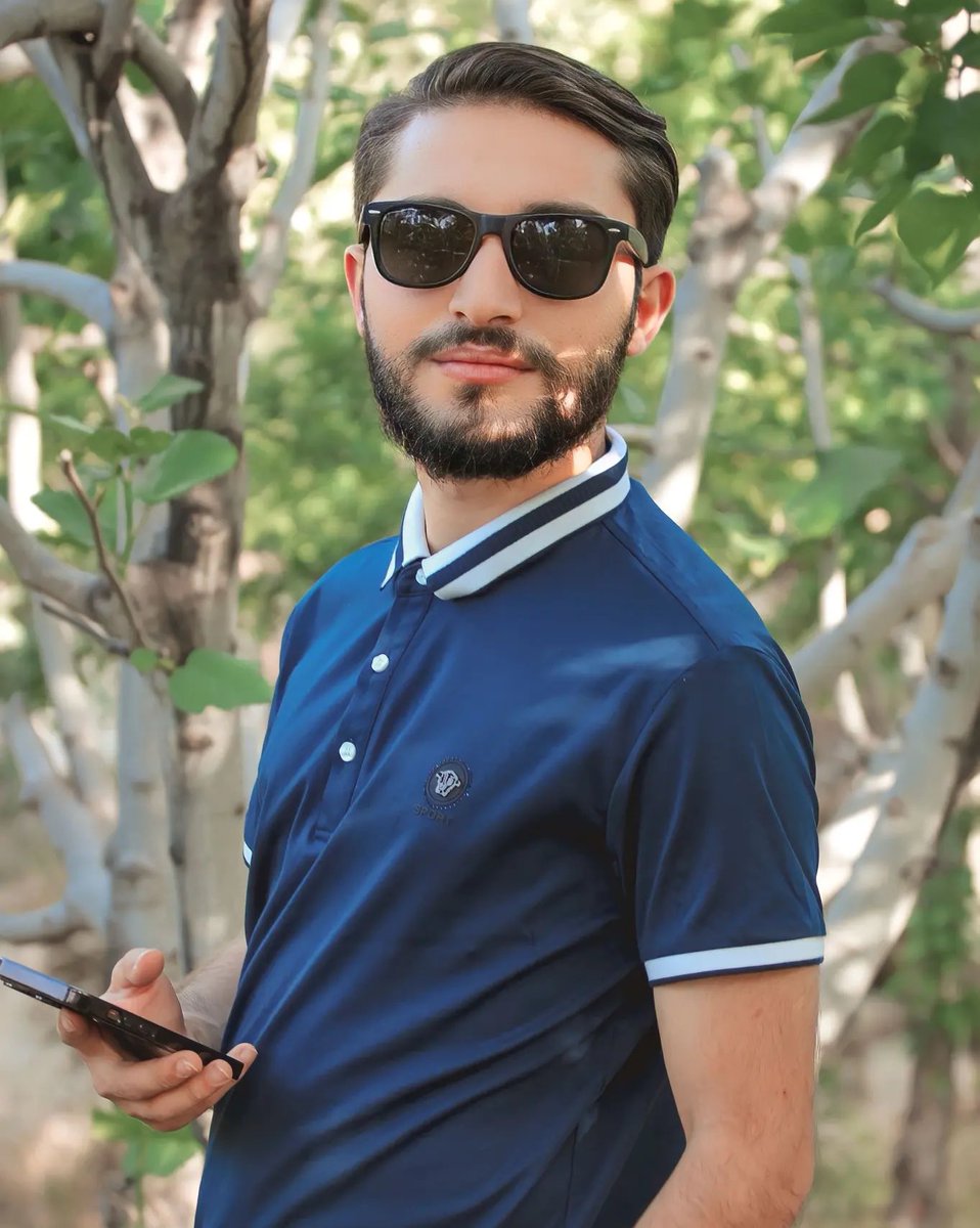 imshvan's tweet photo. خودايێ من توو دلوڤانيێ ب دەيك و بابێـيــن
مە ببەى ، وان بێ بەھر نەكە ژ رەحما خوو
خودايێ من توو وان پارێزى و گونەھێـــــن
وان بورى وان ديرى نەخوشى يان بكەى
#shvanarez #twitter https://t.co/fO1M20Vtau