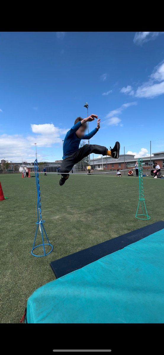 MissSweeney_'s tweet photo. Amazing technique from some of our Primary 4 class yesterday!! Well done to the Olympians of the week Maci &amp; Kacper for always listening to instructions and giving 100% effort in PE!🏃🏽🏅🏃🏼‍♀️ https://t.co/xav4XNFVGR
