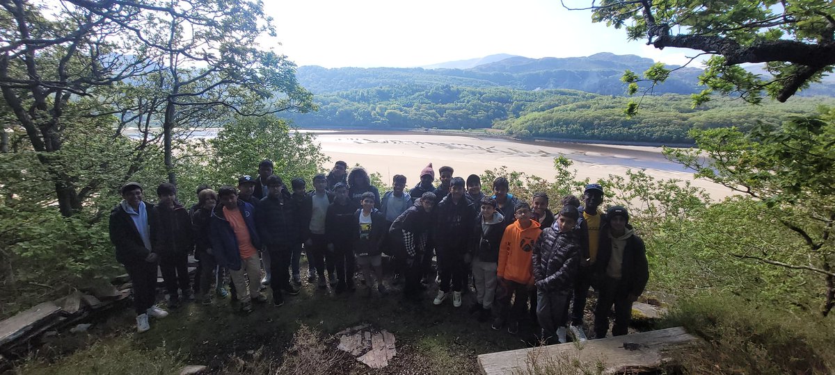 Farchynys tweet media