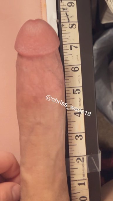 8 inch cock :)  https://t.co/Q9d6VG6gGW https://t.co/XyjNlRBfGl
