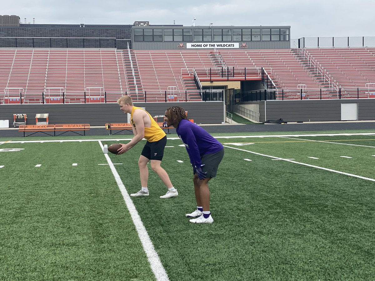 <a href="/TreyEngram/">20 ♕</a> and <a href="/kdogkittleson/">Kaden Kittleson</a> still looking like a great combo <a href="/VeronaWildcatFB/">Verona Area Wildcat Football</a> #RollCats