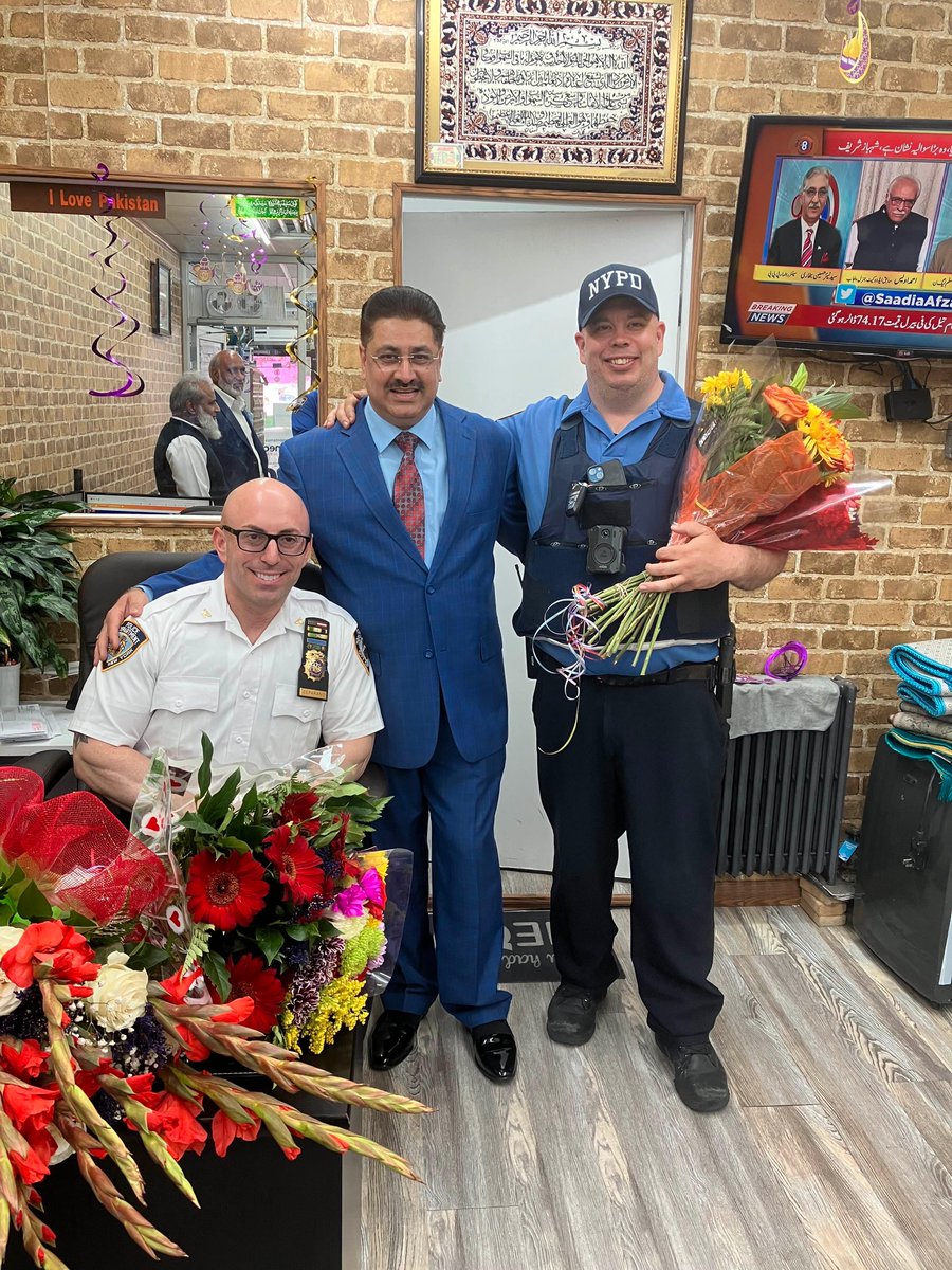 NYPD 70th Precinct (@nypd70pct) on Twitter photo Thank you Clergy Laison Nasir <a href="/ny_aicc/">AICC NY</a> for honoring Inspector Ceparano for his recent promotion. We thank you for all your support and commitment to the community.
<a href="/NYPDBklynSouth/">NYPD Brooklyn South</a>
<a href="/NYPDComAffairs/">NYPD Community Affairs</a>
<a href="/ny_aicc/">AICC NY</a> Thank you Clergy Laison Nasir <a href="/ny_aicc/">AICC NY</a> for honoring Inspector Ceparano for his recent promotion. We thank you for all your support and commitment to the community.
<a href="/NYPDBklynSouth/">NYPD Brooklyn South</a>
<a href="/NYPDComAffairs/">NYPD Community Affairs</a>
<a href="/ny_aicc/">AICC NY</a>