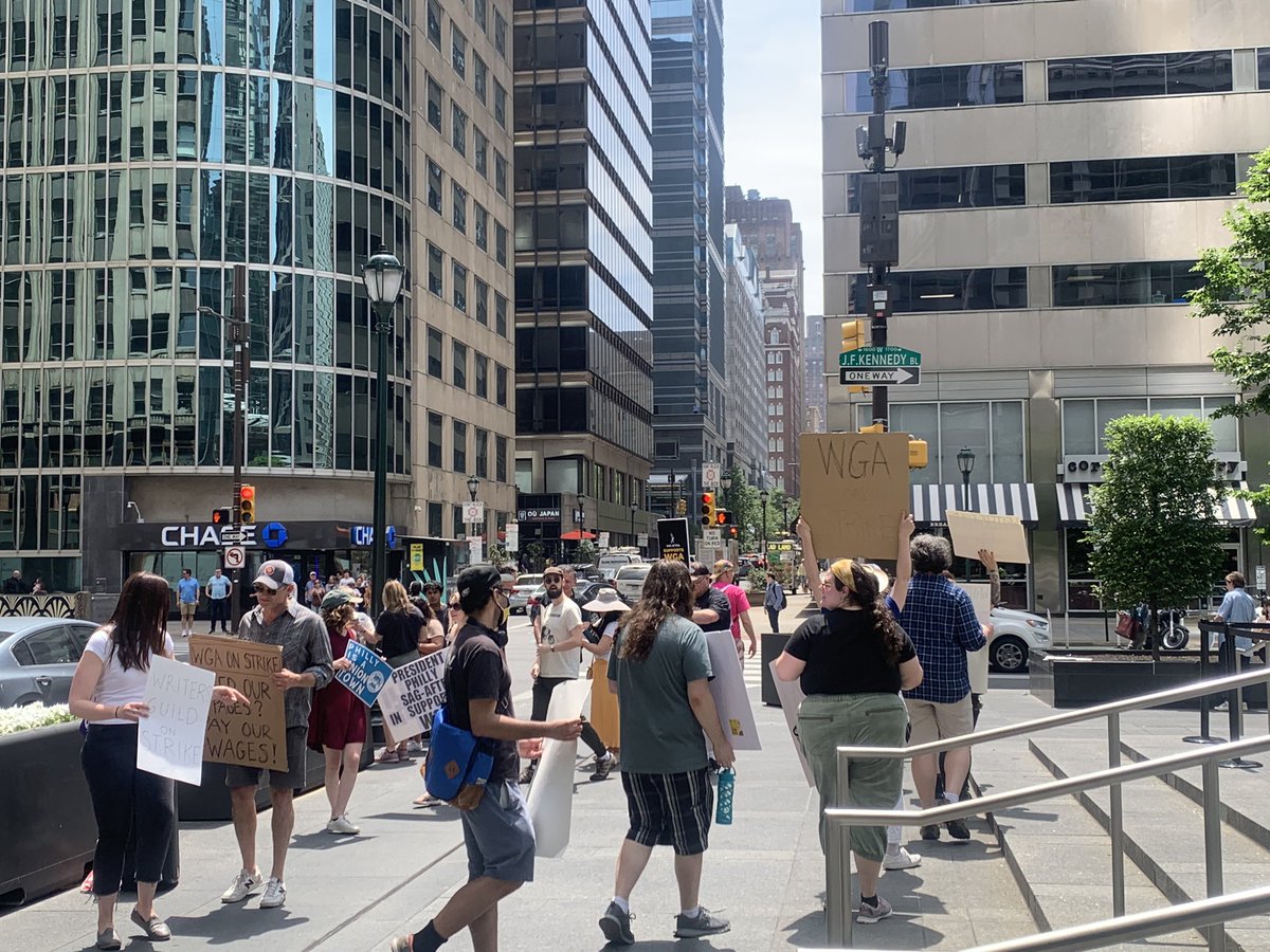 Kim Kelly on Twitter "Had a fantastic time out on the picket line