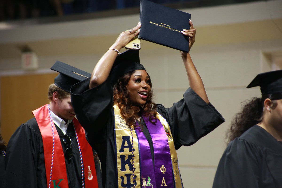 GaSouthwestern's tweet photo. Happy graduation day! We're so thankful that we were able to celebrate our Spring 2023 graduates today. It's been quite the journey, but these students have worked hard and truly persevered to earn their degrees. Congratulations, Hurricanes! π #GSWgrad https://t.co/j4dXgPAcXz