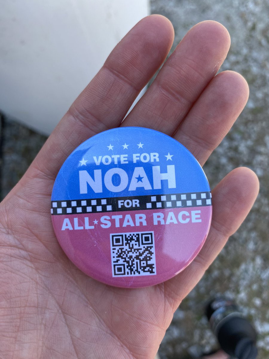 Tundra_43's tweet photo. @E2Apparel @LegacyMotorclub @NoahGragson @TooToughToTame Came by earlier, very nice people at @E2Apparel casting my vote for @NoahGragson now 🤘🏼🏁 #Support42 #Support43 https://t.co/R9KKHqZksm
