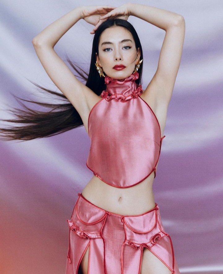 burakneslih's tweet photo. @neslihanatagul #neslihanatagül #NeslihanAtaguel #nihan #atagul #neslihanatagul 🌹❤️🤍💫♾️🙏 https://t.co/bv1J9mwucU