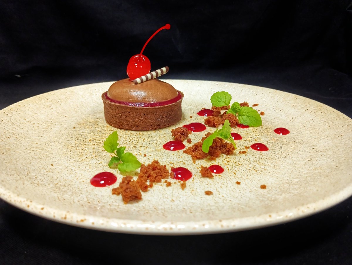 Josephmbryan's tweet image. Start of a very busy weekend here @UppinghamSchool nice work everyone, tomorrow we go again @HolroydHowe @ChefSi71 @Racheln008 @chefbenji64 @OliCullers @pammybabe68 @DamianBlake4 @DanielCollier84 #hhdna