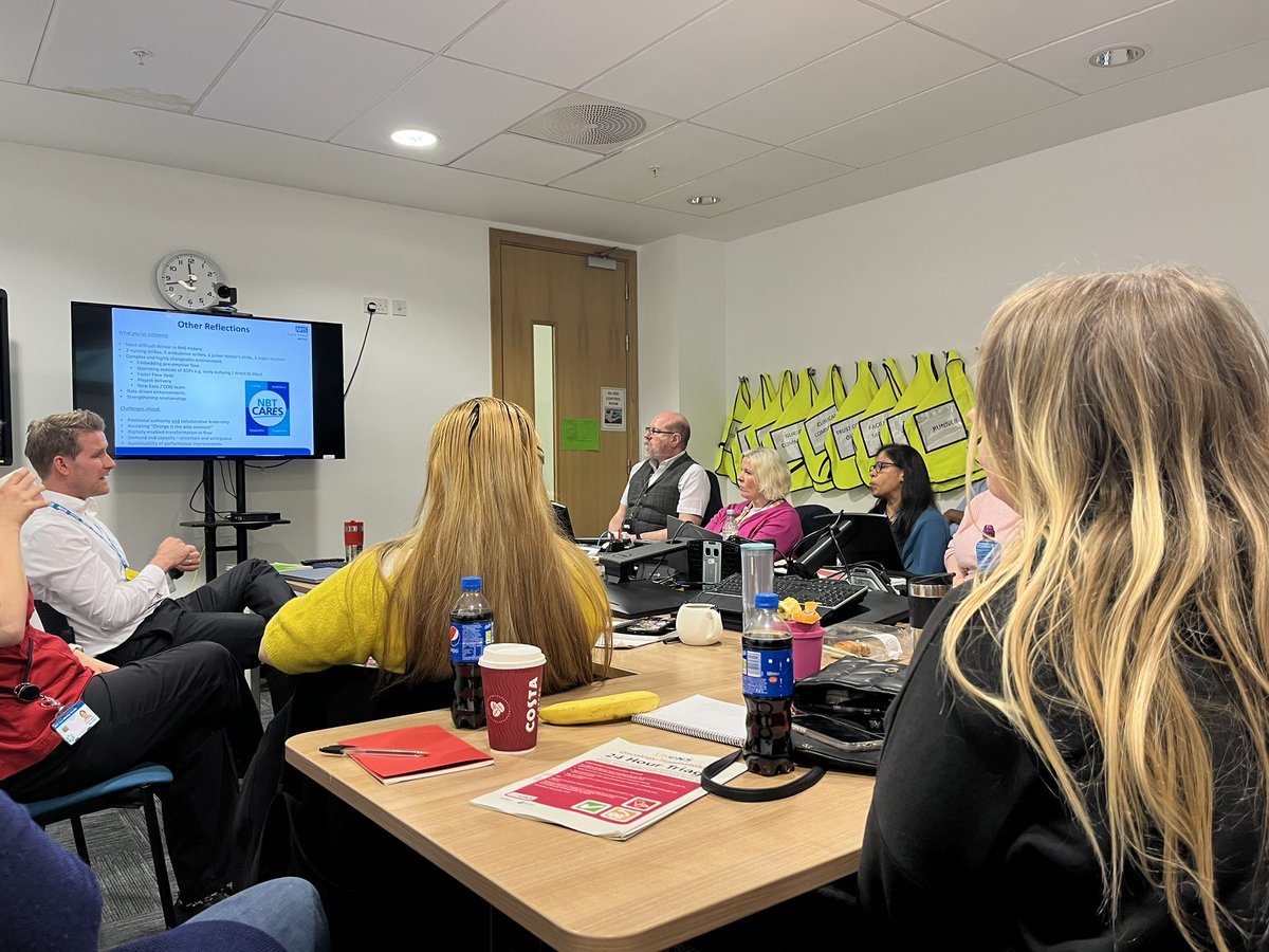 A great way to celebrate international nurses day getting all our fantastic bed managers in one room - a rare opportunity with great engagement and discussion. @Recoveryjojo @bethanhutton <a href="/RobPresland/">Robert Presland</a> <a href="/Nick91394311/">Nick</a> <a href="/sphams/">Steve Hams</a>