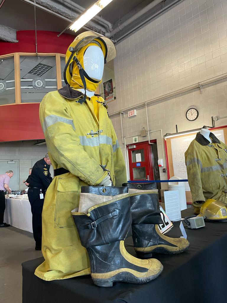 KayabagaArielle's tweet photo. 150 years of @LdnOntFire is a milestone worthy of celebration. Thank you each and every firefighter that has served here in #LdnOnt over these last 150 years. Your hard work, sacrifice, and dedication to our community is deeply appreciate - thank you! 🔥🚒👩🏽‍🚒 https://t.co/HJeYqbGgQB