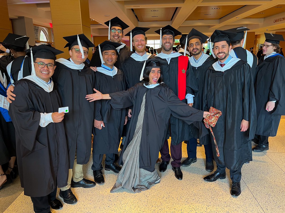 DukeDCID's tweet photo. Congratulations to the @DukeU Master of International Development Policy Class of 2023!
#DukeMIDP #PubPol2023 #Duke2023 https://t.co/AO403pmCfA
