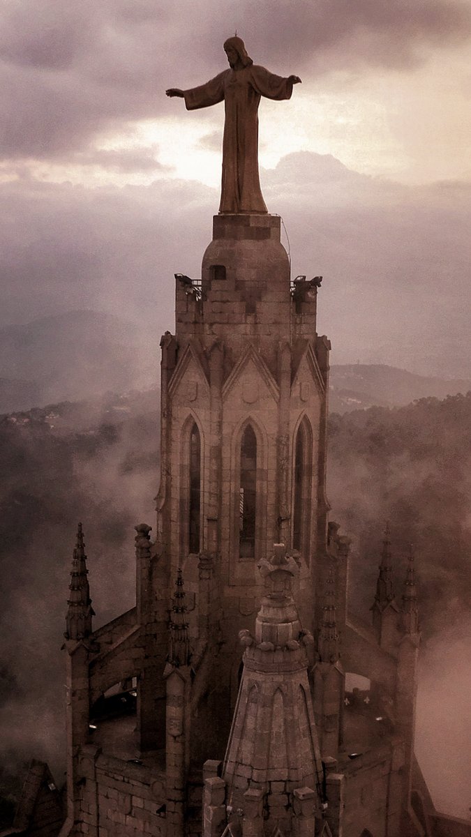 argonazh's tweet image. Cathedral of Sacred Heart of Jesus on hill Tibidabo in Spain.