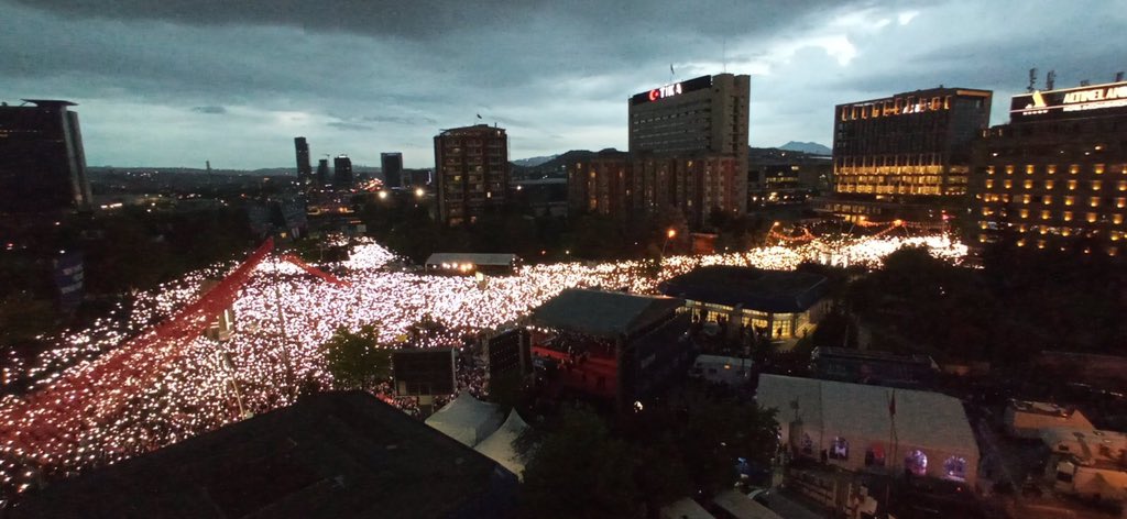 avbasmine's tweet photo. Bug��n Büyük Ankara Mitinginde Ankara Tarih yazdı. 14 Mayısta Türkiye Tarih yazacak. Bu bir sır değil, biz kazanıyoruz! https://t.co/idydrZeEGW