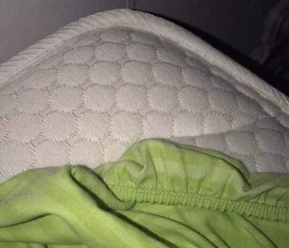 mano isso incomoda vcs também??