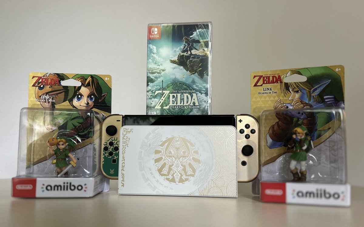 My loot of late.

#TearsOfTheKingdom #Zelda #Link #Nintendo #Switch #amiibo #Triforce #OoT #MM <a href="/AmiiboNews/">Amiibo News</a> <a href="/amiiboAlerts/">amiibo Alerts</a> <a href="/Wario64/">Wario64</a> <a href="/NintendoAmerica/">Nintendo of America</a> <a href="/Nintendeal/">Nintendeal</a> <a href="/NinWire/">Nintendo Wire</a> <a href="/NinMobileNews/">NinMobileNews</a> <a href="/AisforInterval/">🦋Aima Interval @ ブルスカ🦋</a>