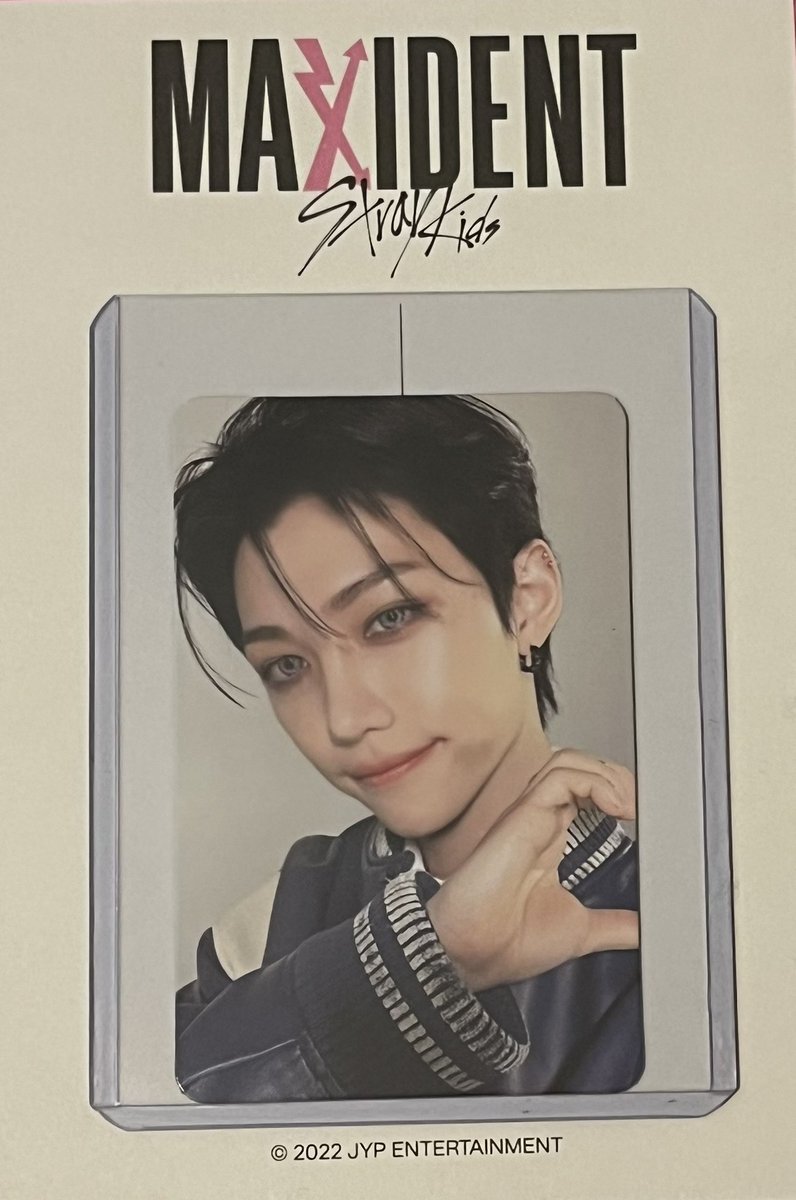 bugswillbeboys's tweet photo. ~WTT โก
-StrayKids MAXIDENT โ
โขalso avaliableโข
>maxident leeknow closeup
>maxident changbin finger heart
(o^โฝ^o) DM for more info!
#straykids #pctrade #skztrade #kpoptrade #photocardtrade #skzphotocard #bangchan #leeknow #felix #HAN #straykidstrade https://t.co/p7InJo01YY