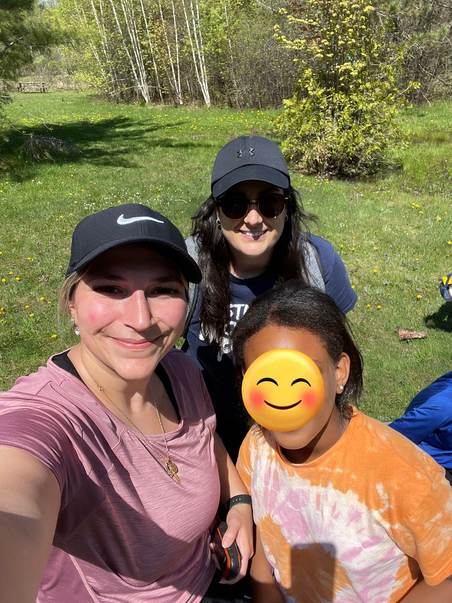 MsLeporeK's tweet photo. We had the BEST time at Baxter Conservation yesterday!☀️🌳 Students worked together to geocache, build their own shelters, and start their own fires!! @ThomasMoreOCSB @MmeKristina https://t.co/LbiTuwsHjE