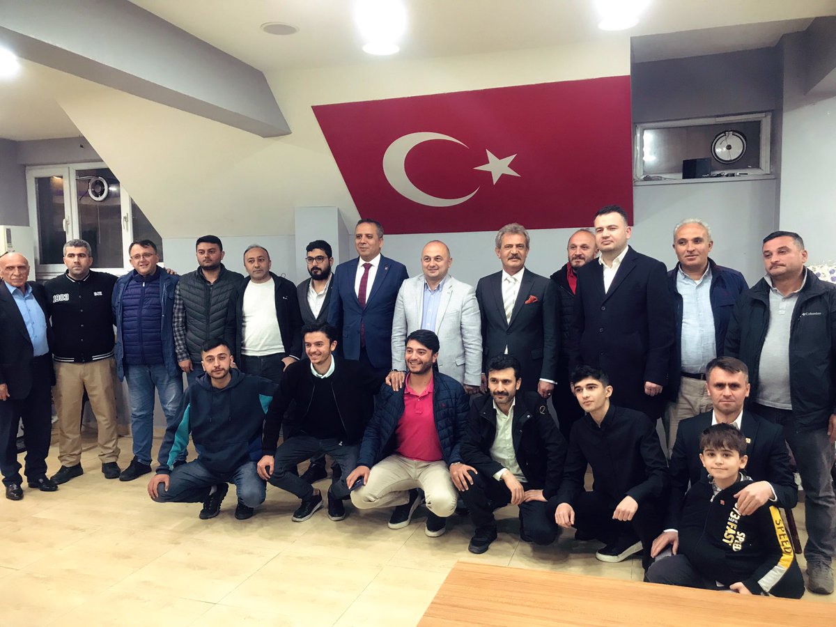 📍#14Mayıs Baharının arefesinde Sultangazi de Erzurum/HAKEV, Esenler de ise Kayseri/Kızılörenliler Derneğinde STK temsilcilerimizle  bir aradaydık.

S A N A
S Ö Z   !

Yine baharlar gelecek ve Birleşe birleşe kazanacağız 🫶❤️