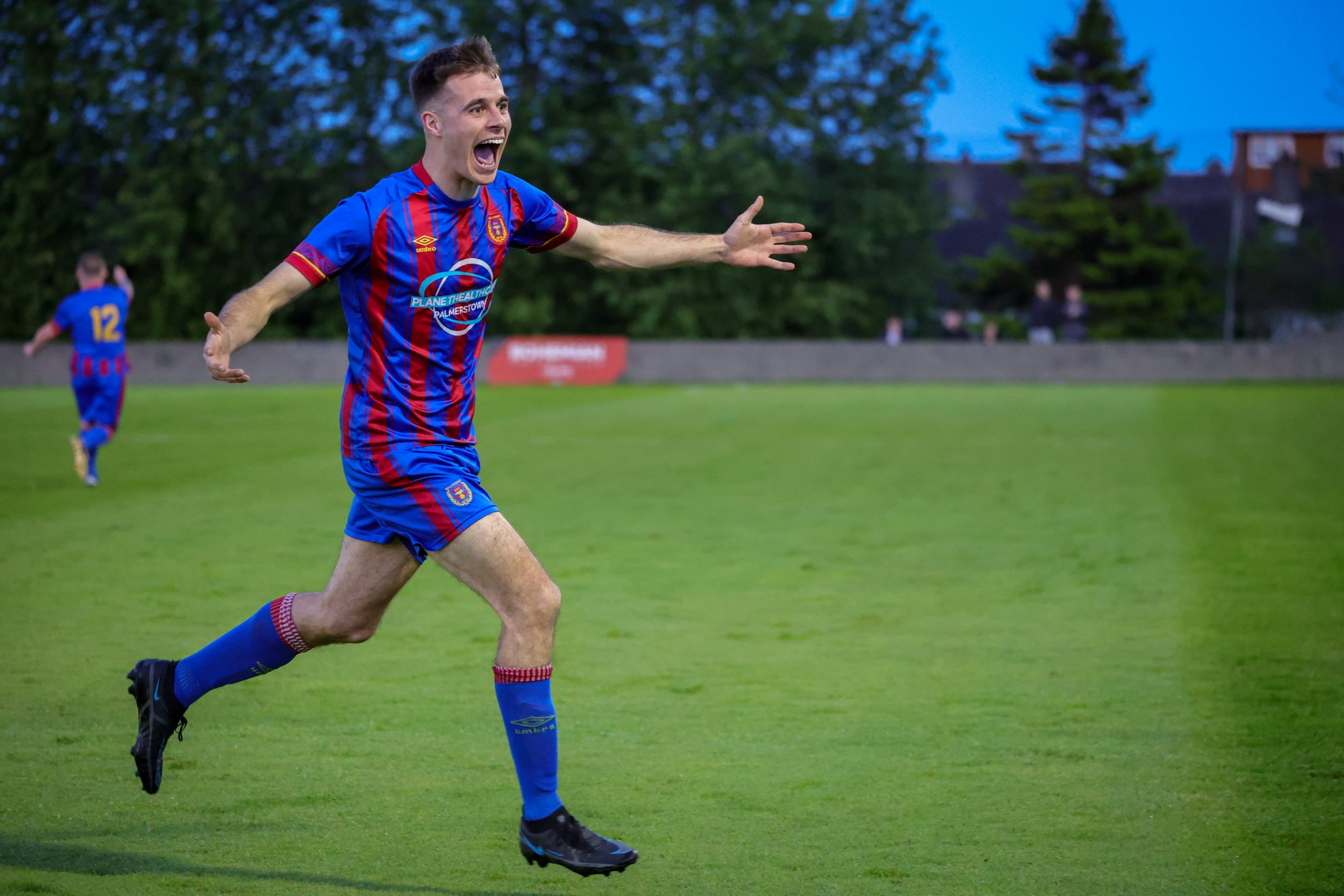 Darren O'Hanlon on Twitter "Ballyfermot, 21 down and 2 men down