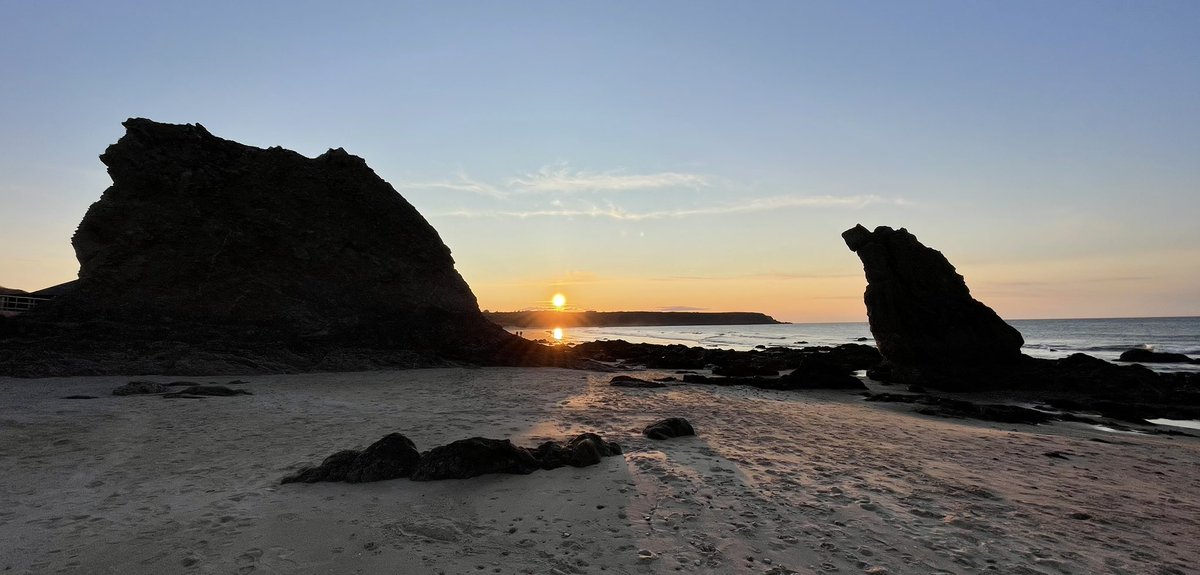 WindyWilson88's tweet photo. Good night Cullen . . . We’ll see you tomorrow night 🏃🏼‍♂️⛰️💪😎🤟

#Always29 
#TeamSAMH 
#WeAllHaveMentalHealth 
#MorayCoastalWay50 
#Ultra 
#AskThem 
#50Miler https://t.co/ImFw2NIWEF