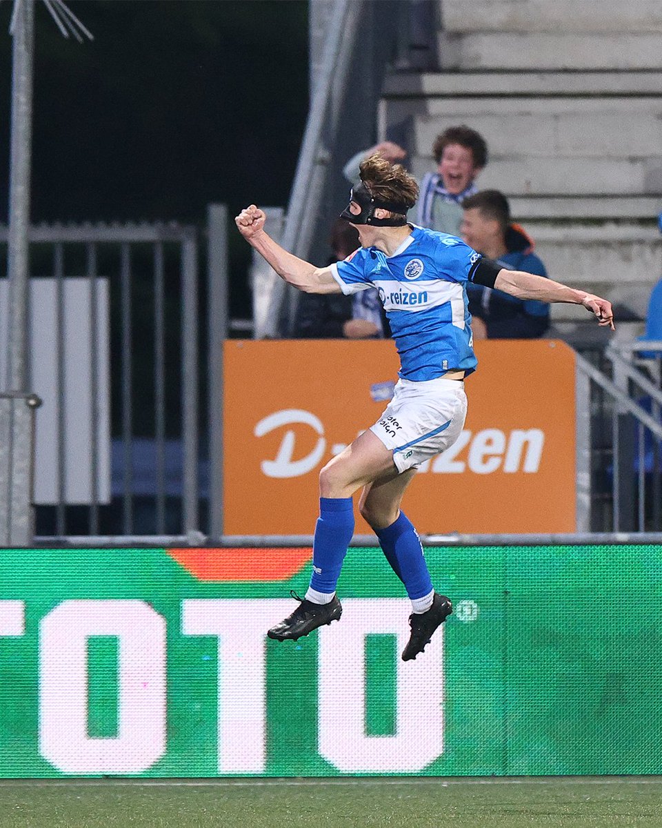 mijnfcdenbosch's tweet image. 🦸‍♂️

#DBOALM #HeyaDenBosch #metheelmijnhart