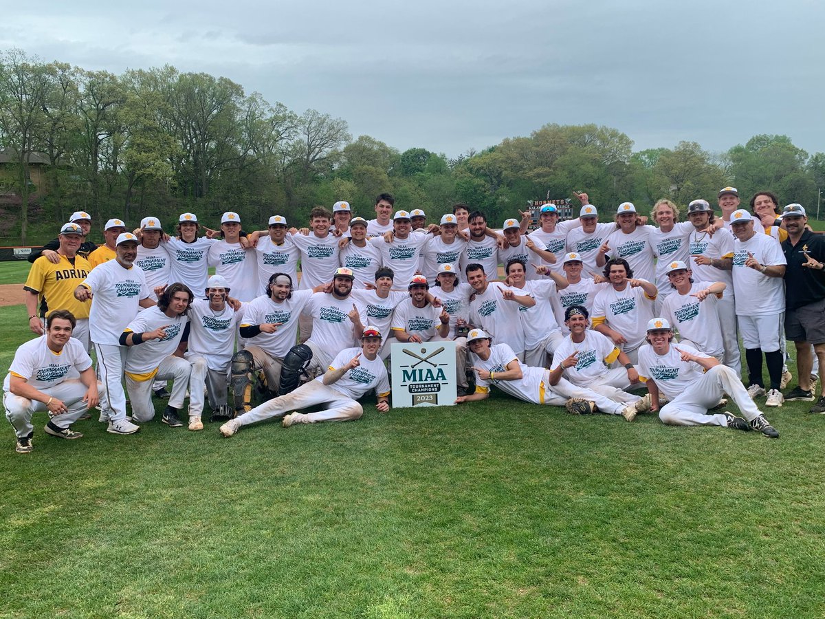 MIAA1888's tweet photo. The @AdrianBulldogs squad is crowned the 2023 #D3MIAA Baseball Tournament champion! ⚾️

The Bulldogs receive the league’s automatic bid into the NCAA DIII Championships!

#MIAAbsb https://t.co/q0fGb1m4W6