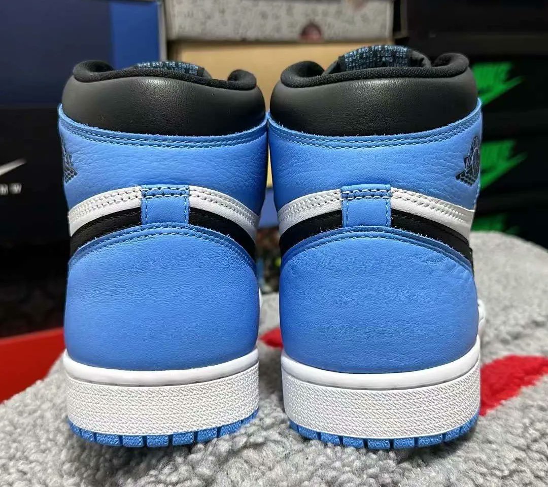 JustFreshKicks's tweet photo. Air Jordan 1 High OG "UNC Toe" Releasing July 8th 🥶💧 https://t.co/yLryLgmjDl https://t.co/sR1U4BAmmD