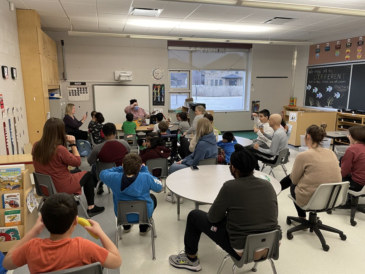 Mrs. Hammel tweet media