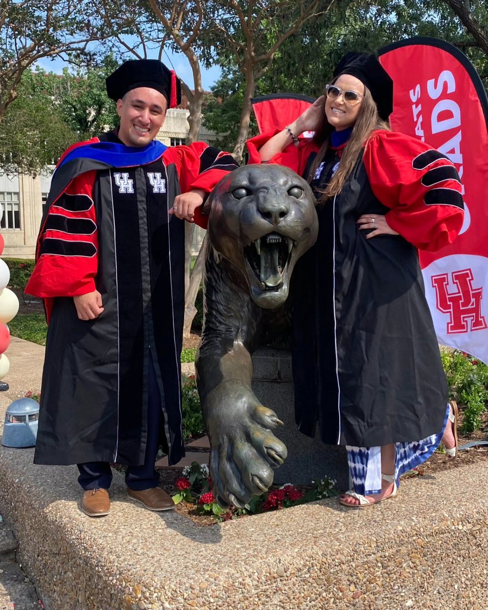 LASantacroce22's tweet photo. Officially graduated with my PhD in cognitive neuroscience from the University of Houston! Special thanks to my advisor Ben Tamber-Rosenau, my fellow 2017 cohort member Brandon Carlos, and the other @CNA_Lab members—couldn't have done it without you guys ❤️ https://t.co/Yy9djhxx1f