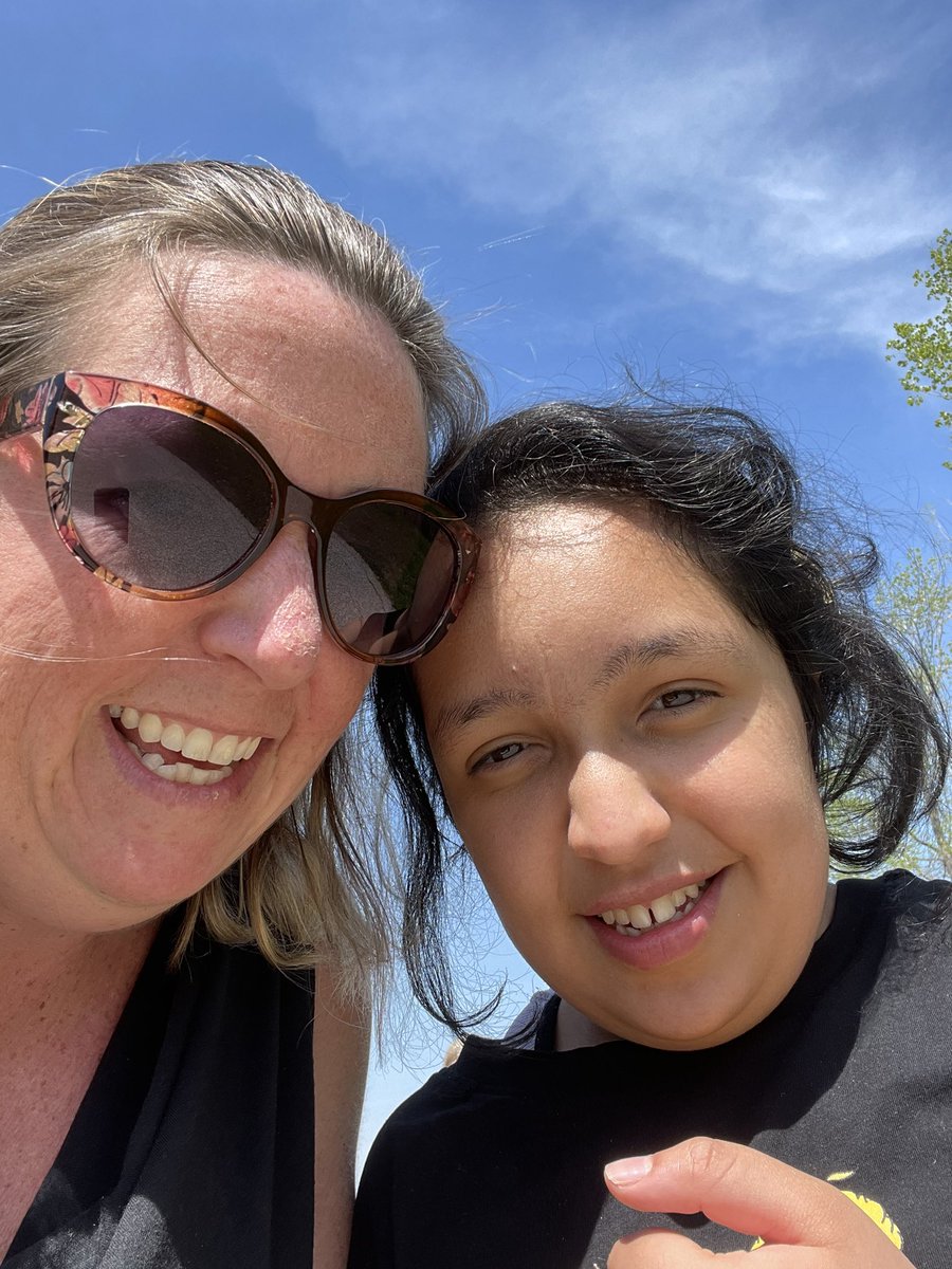 Mrs. Hammel tweet media