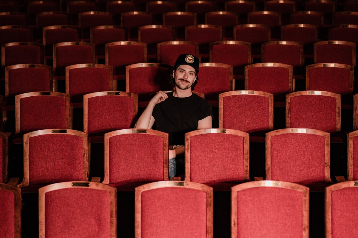 Dustin_Bird's tweet photo. New music coming soon 🎶 In the meantime, have you heard ‘Heart Of It’?
📷: @ThePoatus #HeartOfIt #DustinBird #newmusic #CountryMusic #newmusicfriday https://t.co/xTO2SELyhI
